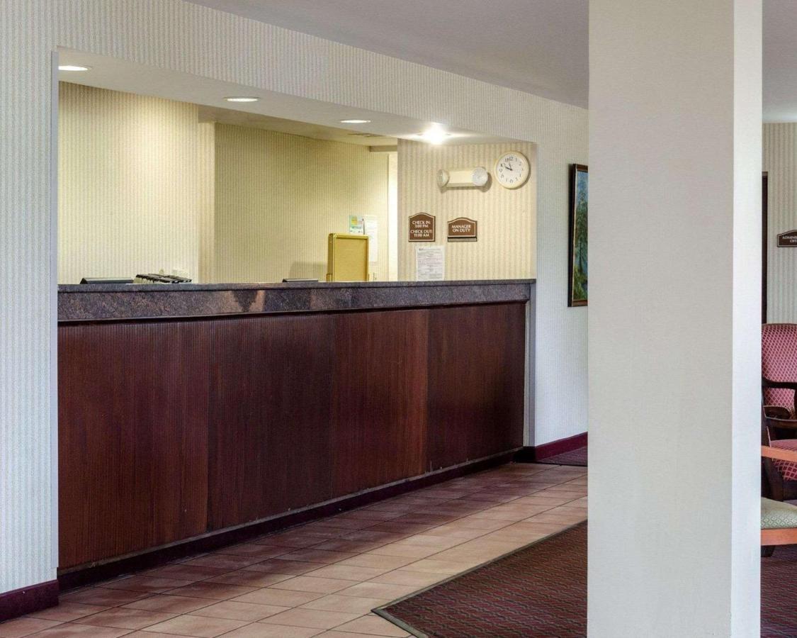 Rodeway Inn غرينفيل المظهر الخارجي الصورة
