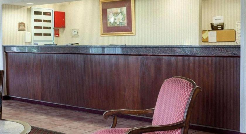 Rodeway Inn غرينفيل المظهر الخارجي الصورة