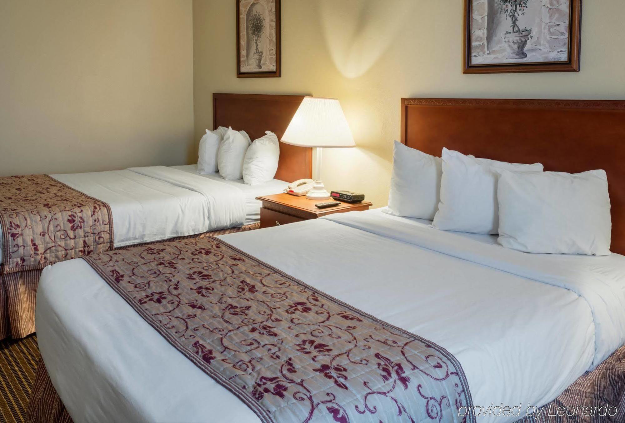 Rodeway Inn غرينفيل المظهر الخارجي الصورة
