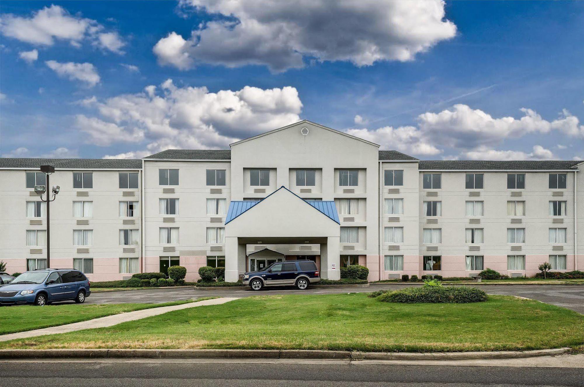 Rodeway Inn غرينفيل المظهر الخارجي الصورة